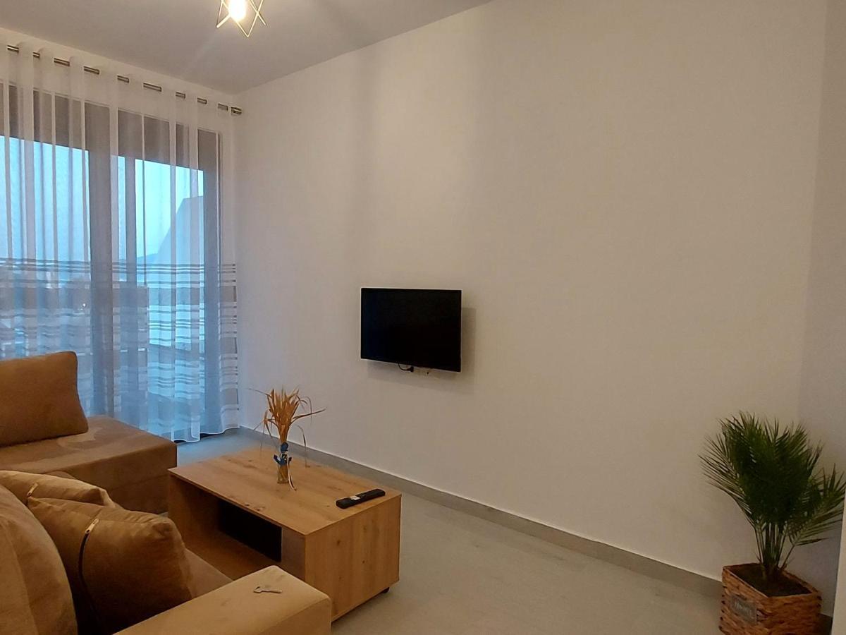Duka Apartments Sarandë Exterior foto